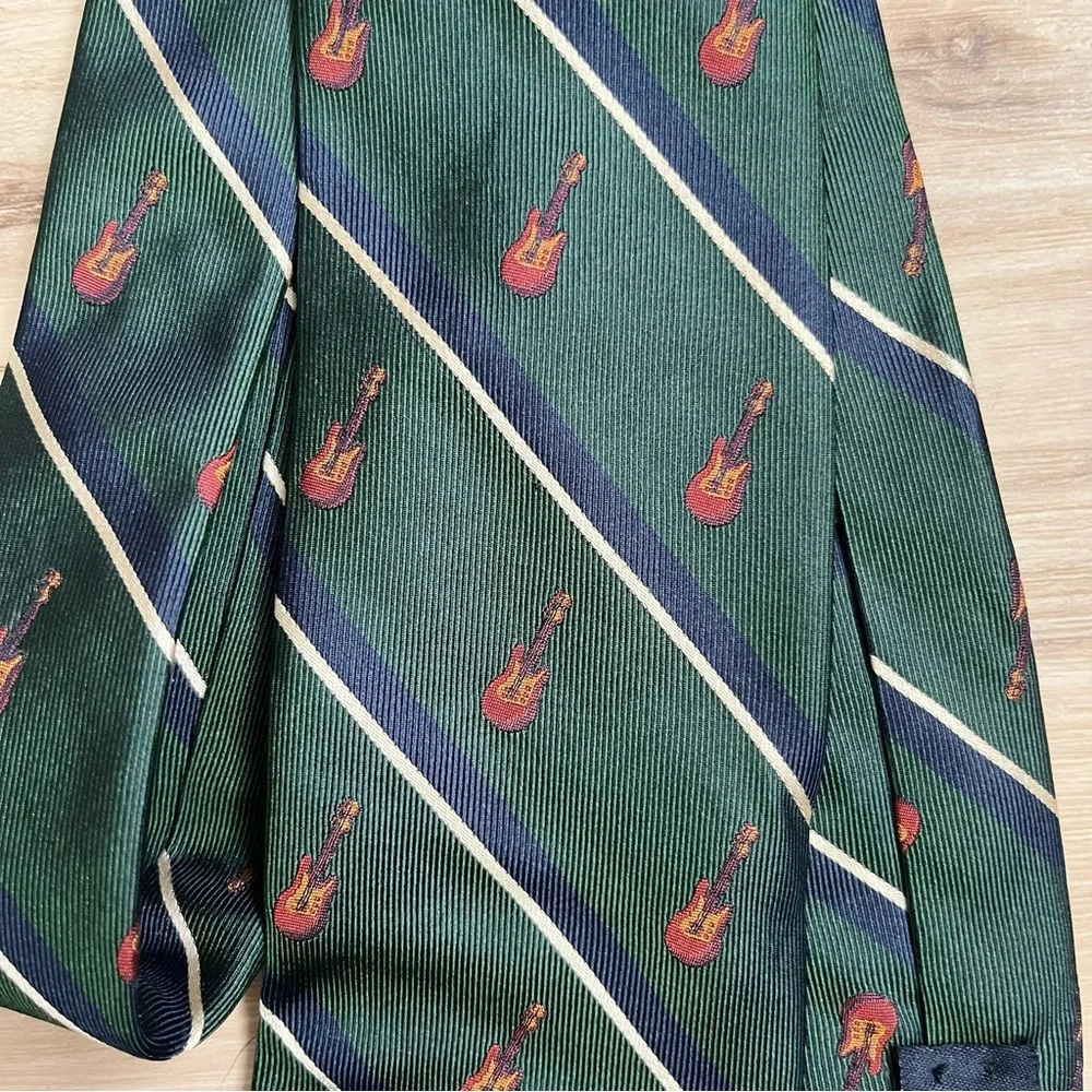 Tommy Hilfiger 100% silk Green Tie with Red and White Stripes and guitars